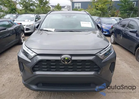 2025 Toyota Rav4 Xle z USA, uszkodzony, nr VIN 2T3P1RFV1SW515168